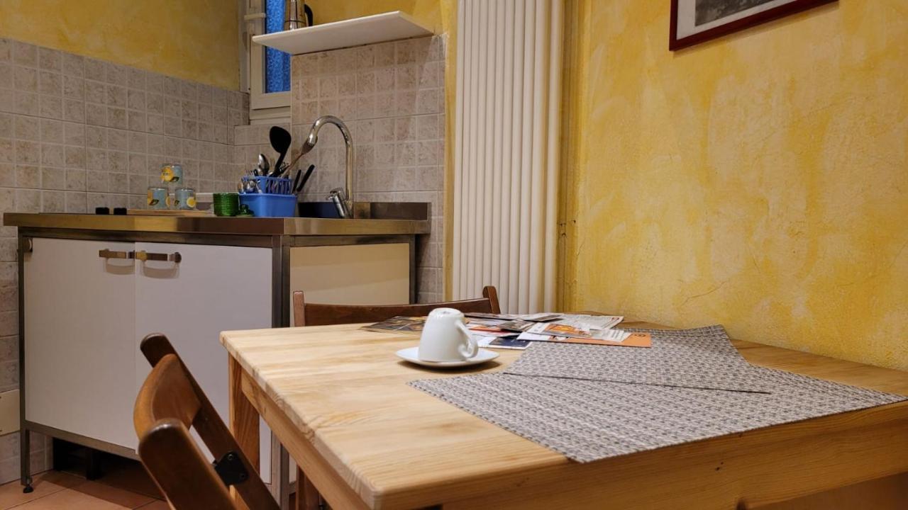 Porta Romana Small Studio Apartman Milánó Kültér fotó